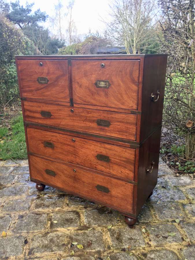 EARLY 19TH CENTURY SMALL PROPORTION MAHOGANY CAMPAIGN CHEST OF DRAWERS